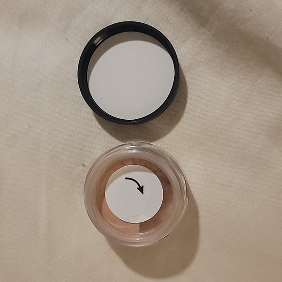 Bare Minerals Spiced Biscotti Eyeshadow - Picture 2 of 2